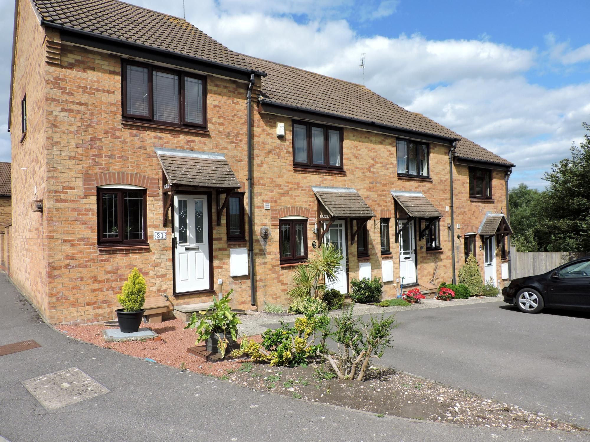 2 bed terraced house to rent in St. Thomas Close, Fareham PO16 Zoopla