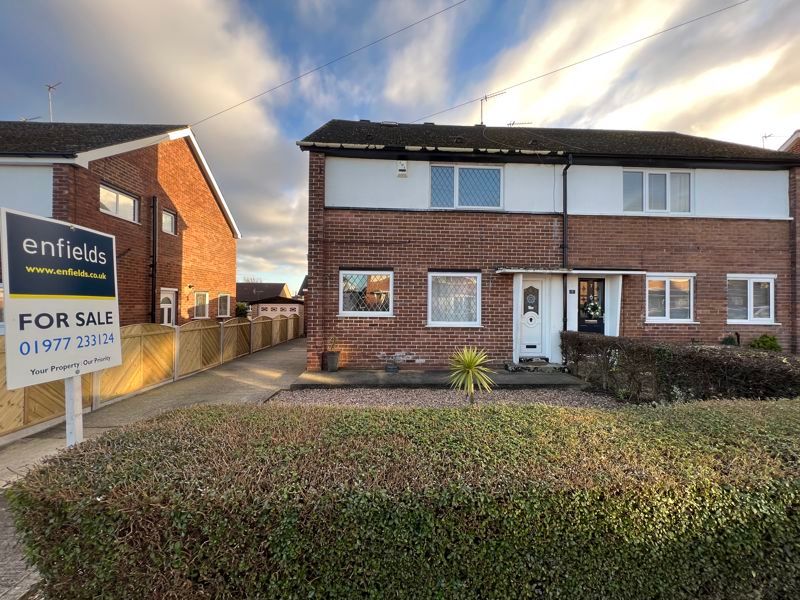 4 bed semidetached house for sale in Pease Close, Pontefract WF8 Zoopla