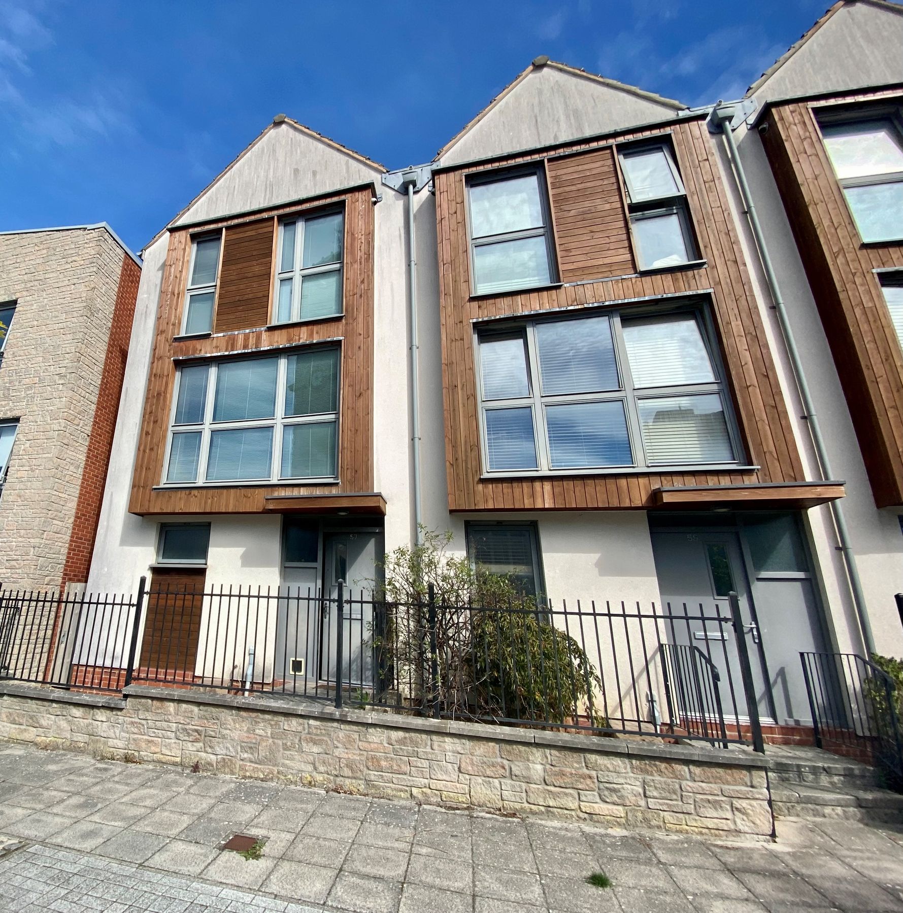 4 bed town house to rent in Wall Street, Plymouth PL1 Zoopla