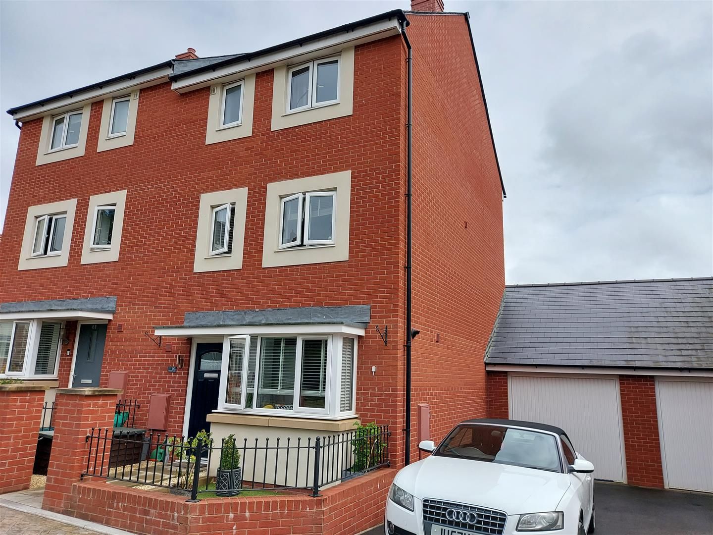 Room to rent in Sunflower Road, Emersons Green, Bristol BS16 Zoopla