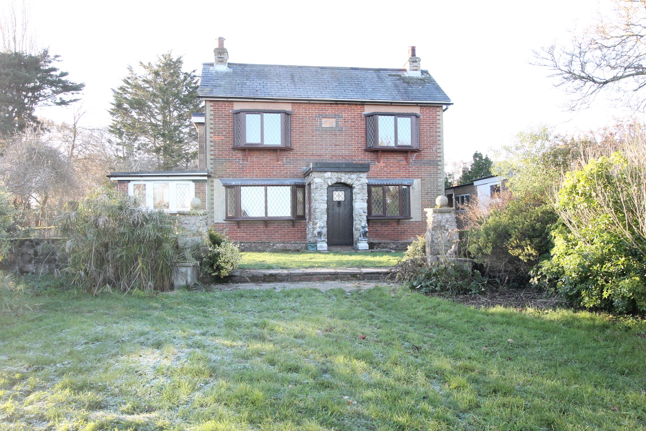 3 bed detached house to rent in Littletown Lane, Wootton Bridge, Ryde