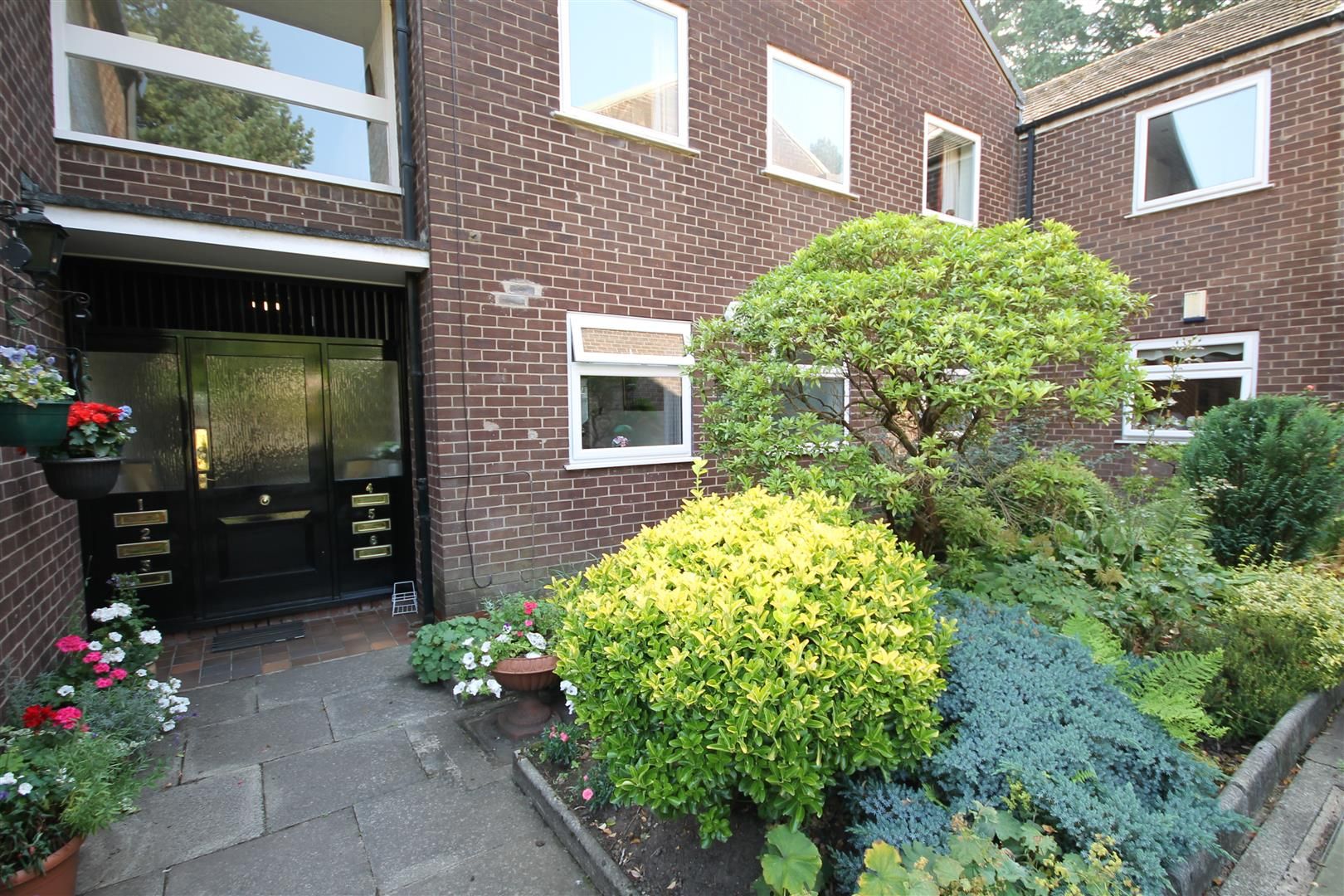 2 bed flat for sale in Maple Lodge, Roe Green Avenue, Worsley