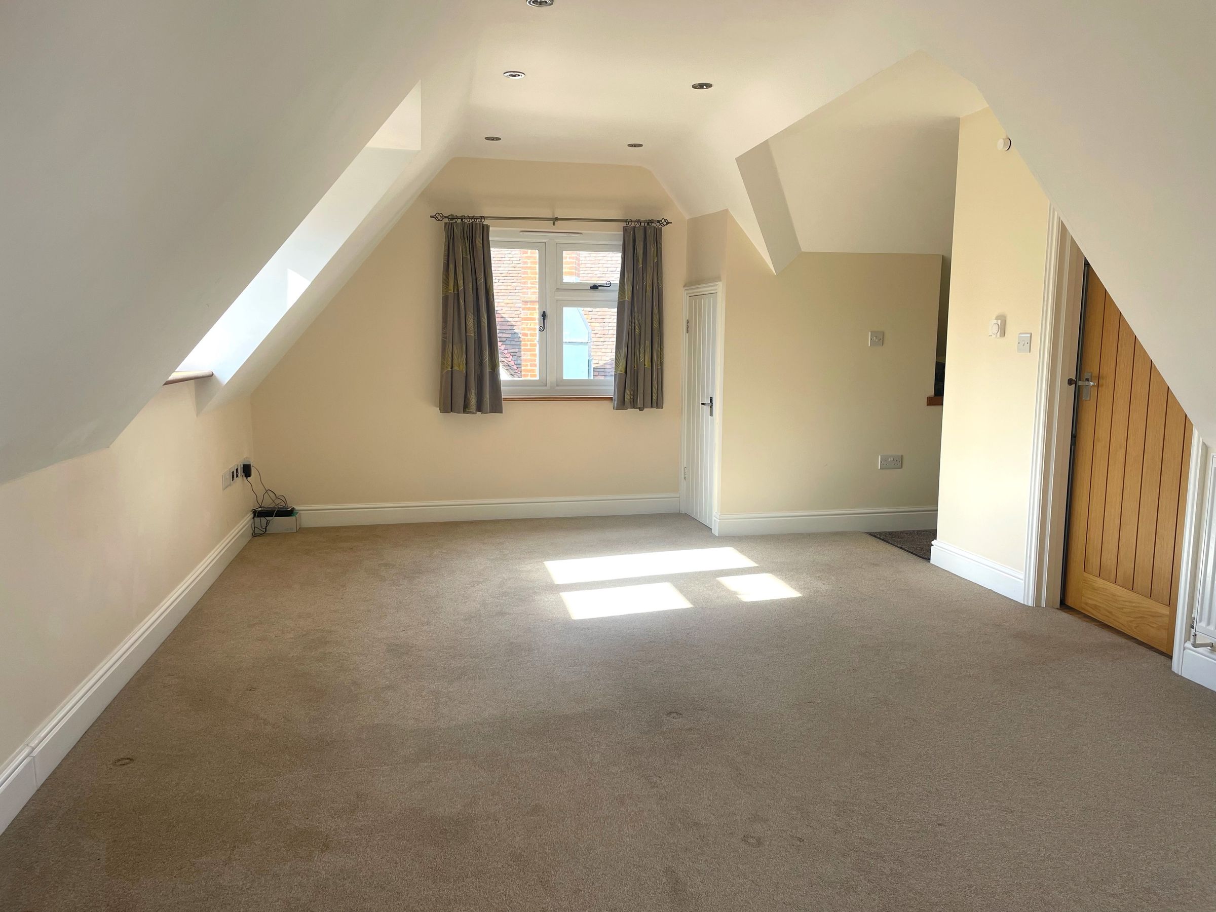 1 bed flat to rent in High Street, Staplehurst, Tonbridge TN12 Zoopla