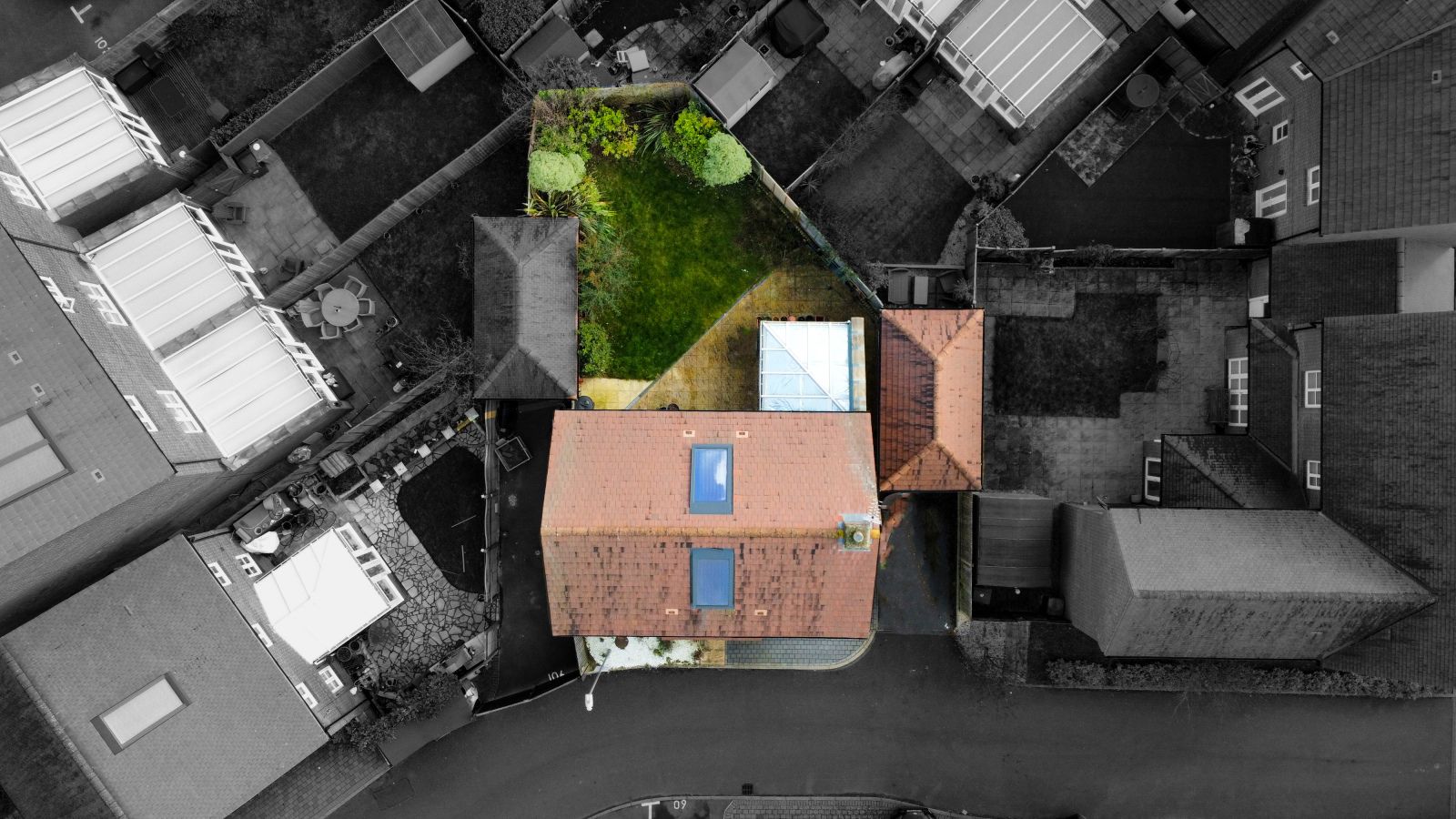 4 bed detached house for sale in Wellesbourne Crescent, High