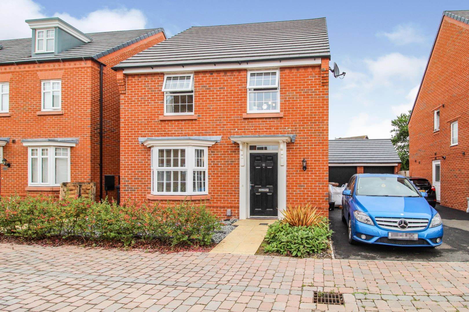 4 bed semidetached house for sale in Maplebeck Drive, Southport PR8