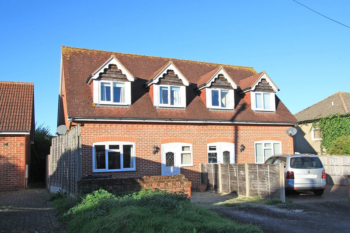 3 bed semidetached house for sale in Turnpike Road, Highworth SN6 Zoopla