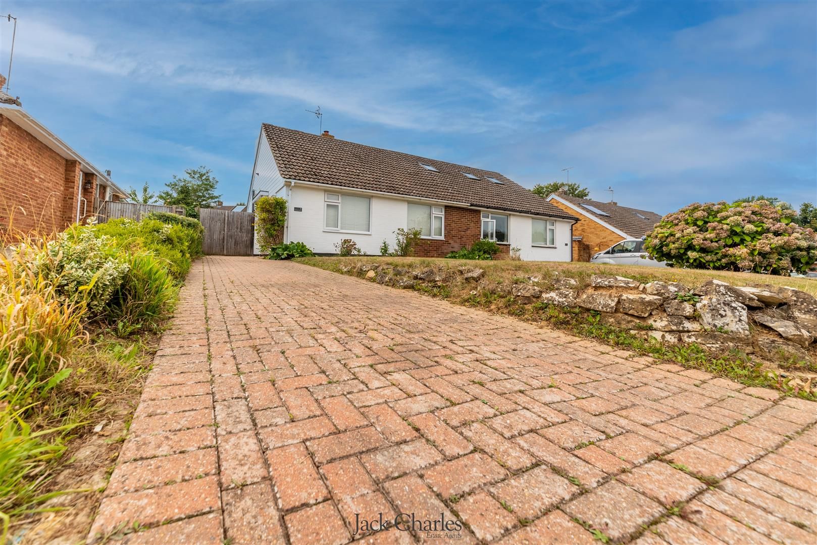 2 bed semidetached bungalow for sale in Salisbury Close, Tonbridge