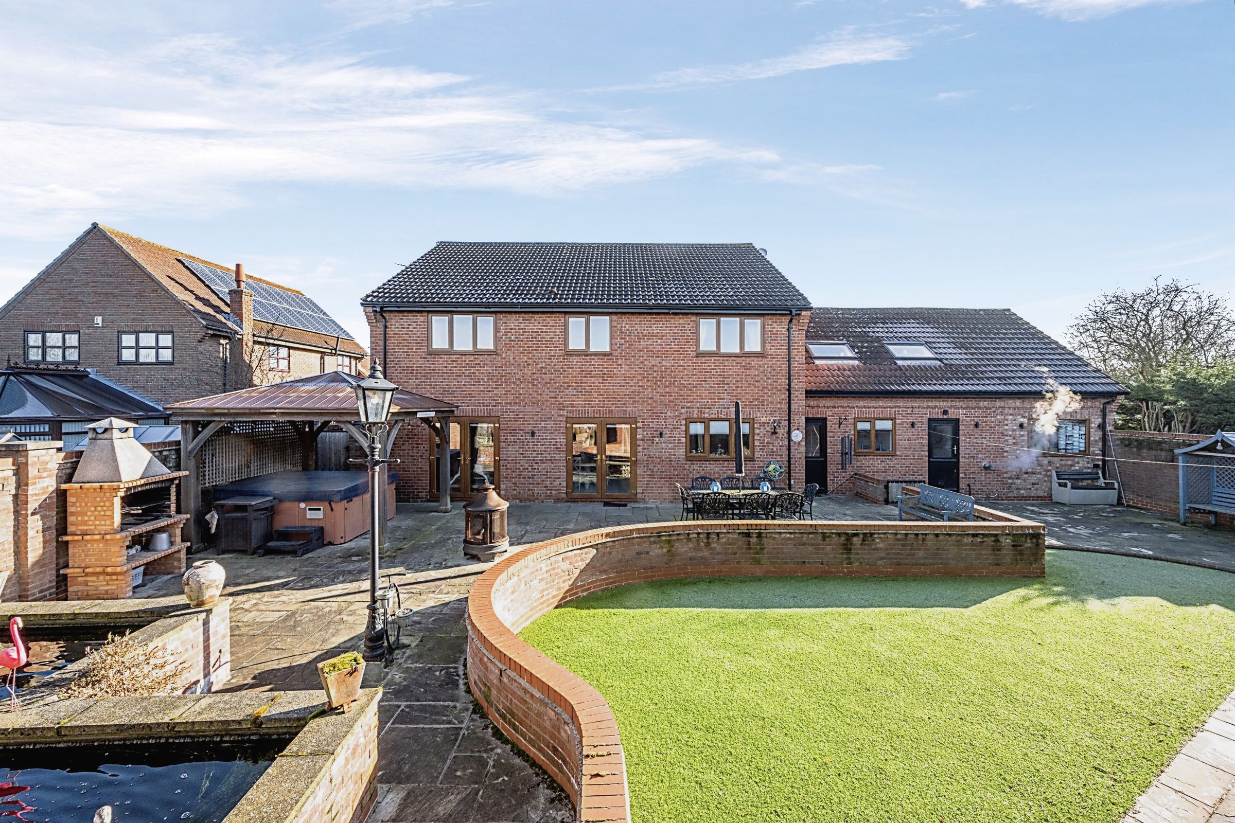 5 bed detached house for sale in Thorpe In Balne, Doncaster DN6 Zoopla