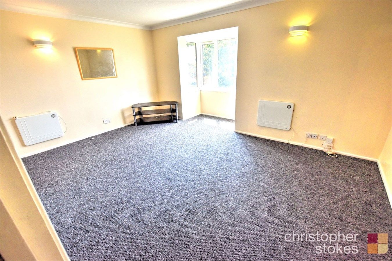 Studio to rent in Maltby Drive, Enfield EN1 Zoopla