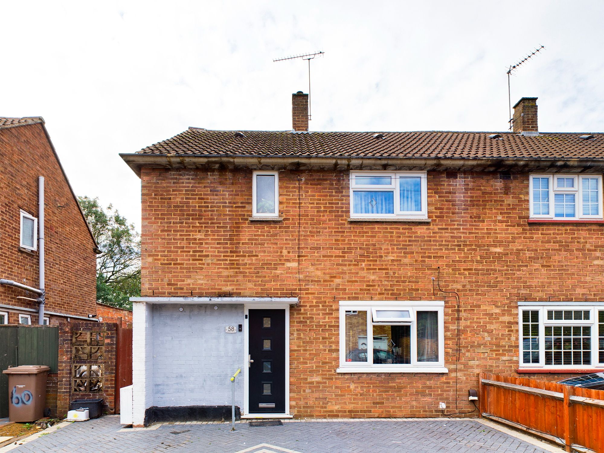 3 bed semidetached house for sale in Littlefield Road, Luton LU2 Zoopla