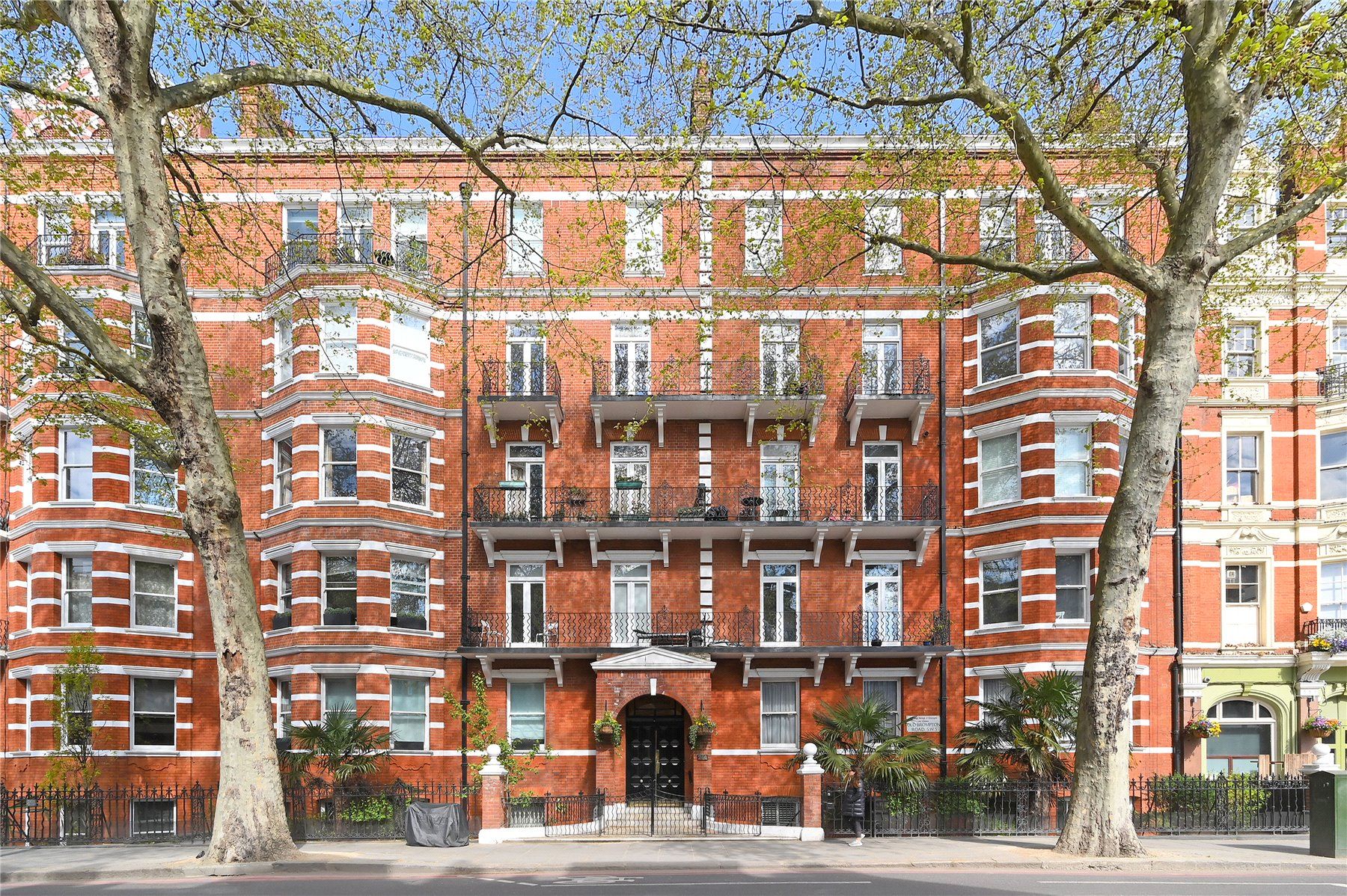 Richmond Mansions Old Brompton Road Earl's Ct SW5  