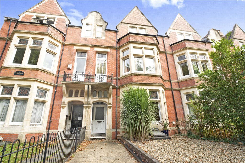 2 bed flat for sale in PenYLan Road, Penylan, Cardiff CF23 Zoopla