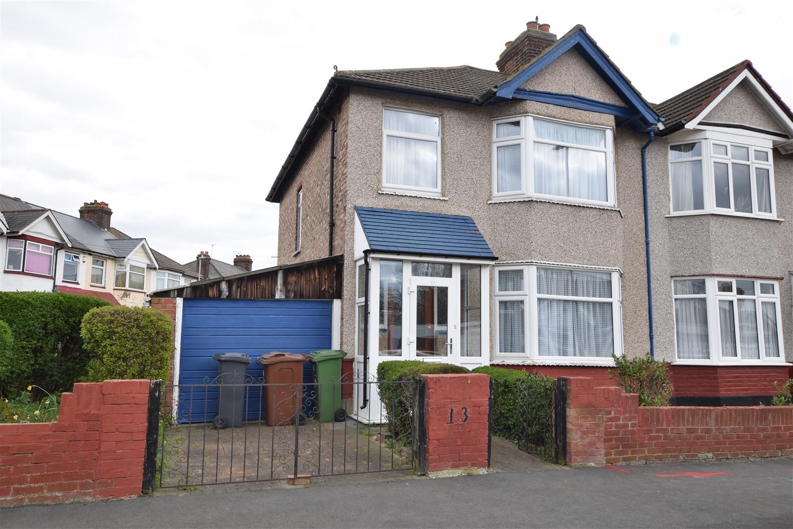 3 bed semidetached house for sale in Mayfair Avenue, Chadwell Heath