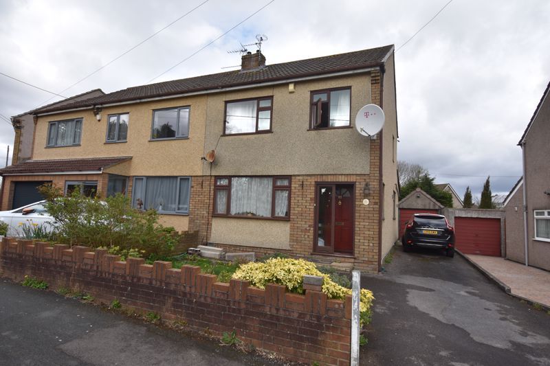 3 bed semidetached house for sale in Crown Road, Kingswood, Bristol