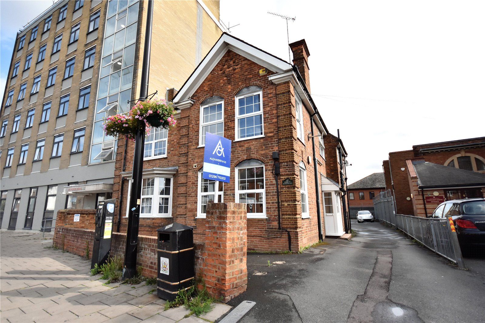 Studio to rent in Buckingham Street, Aylesbury, Buckinghamshire HP20 Zoopla