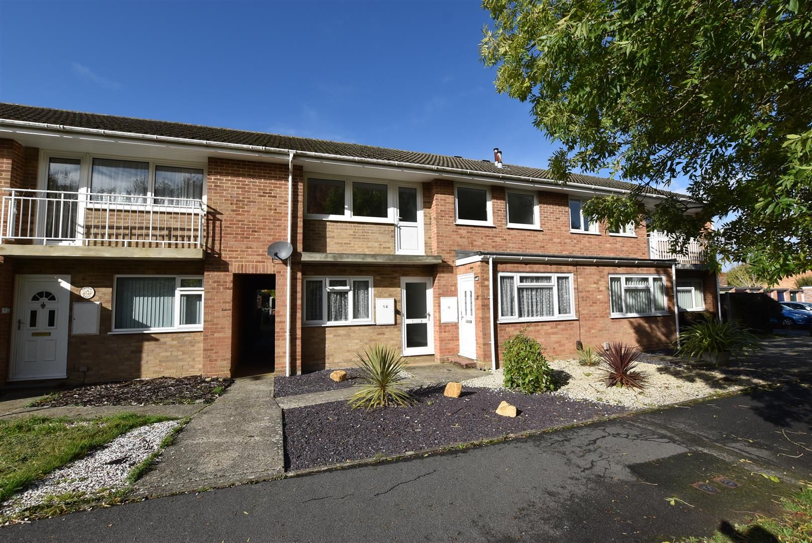 2 bed to rent in Twyford Court, Maidstone ME14 Zoopla