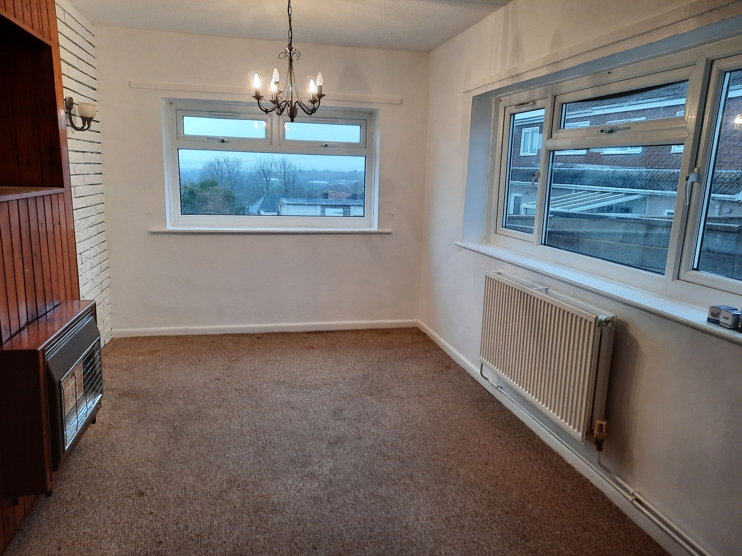 3 bed semidetached house for sale in Tegfynydd, Swiss Valley Llanelli