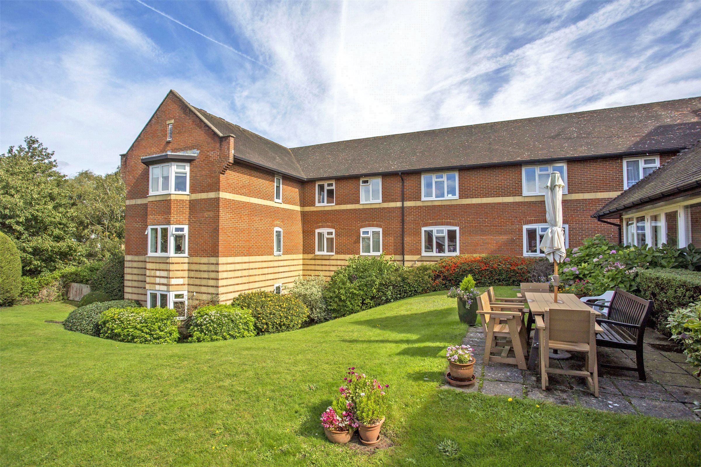 2 bed flat for sale in Canterbury Court, Station Road, Dorking RH4 Zoopla