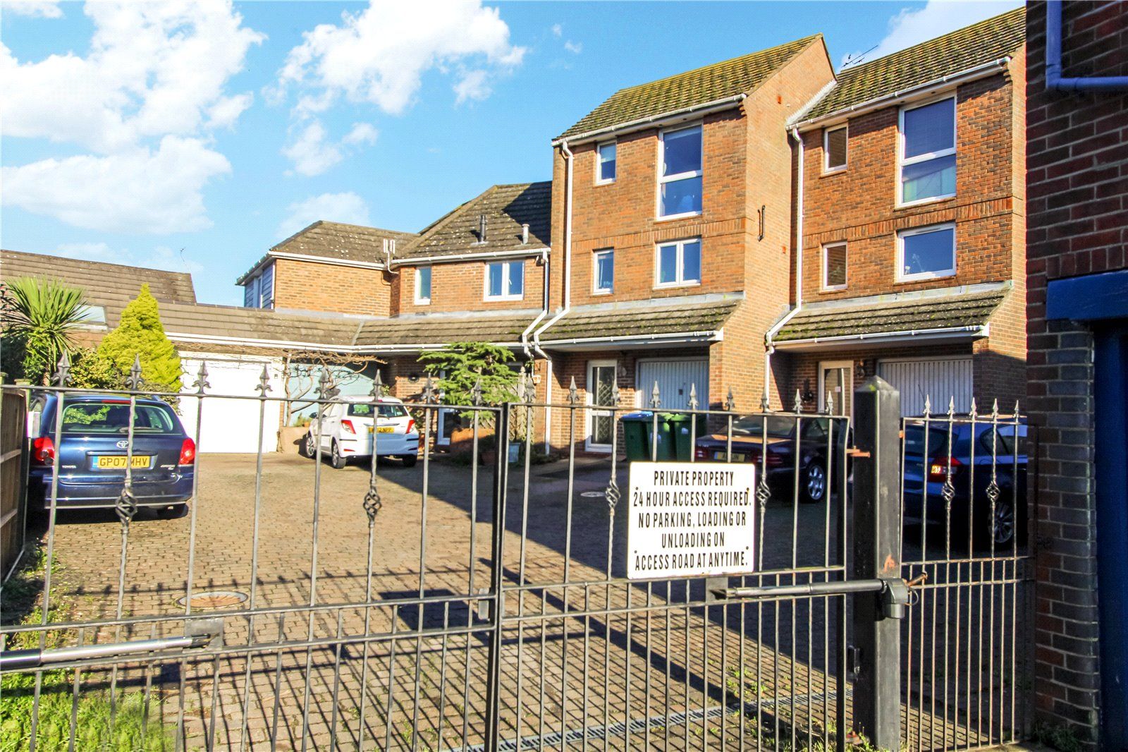 3 bed terraced house for sale in Priory Avenue, Southampton, Hampshire