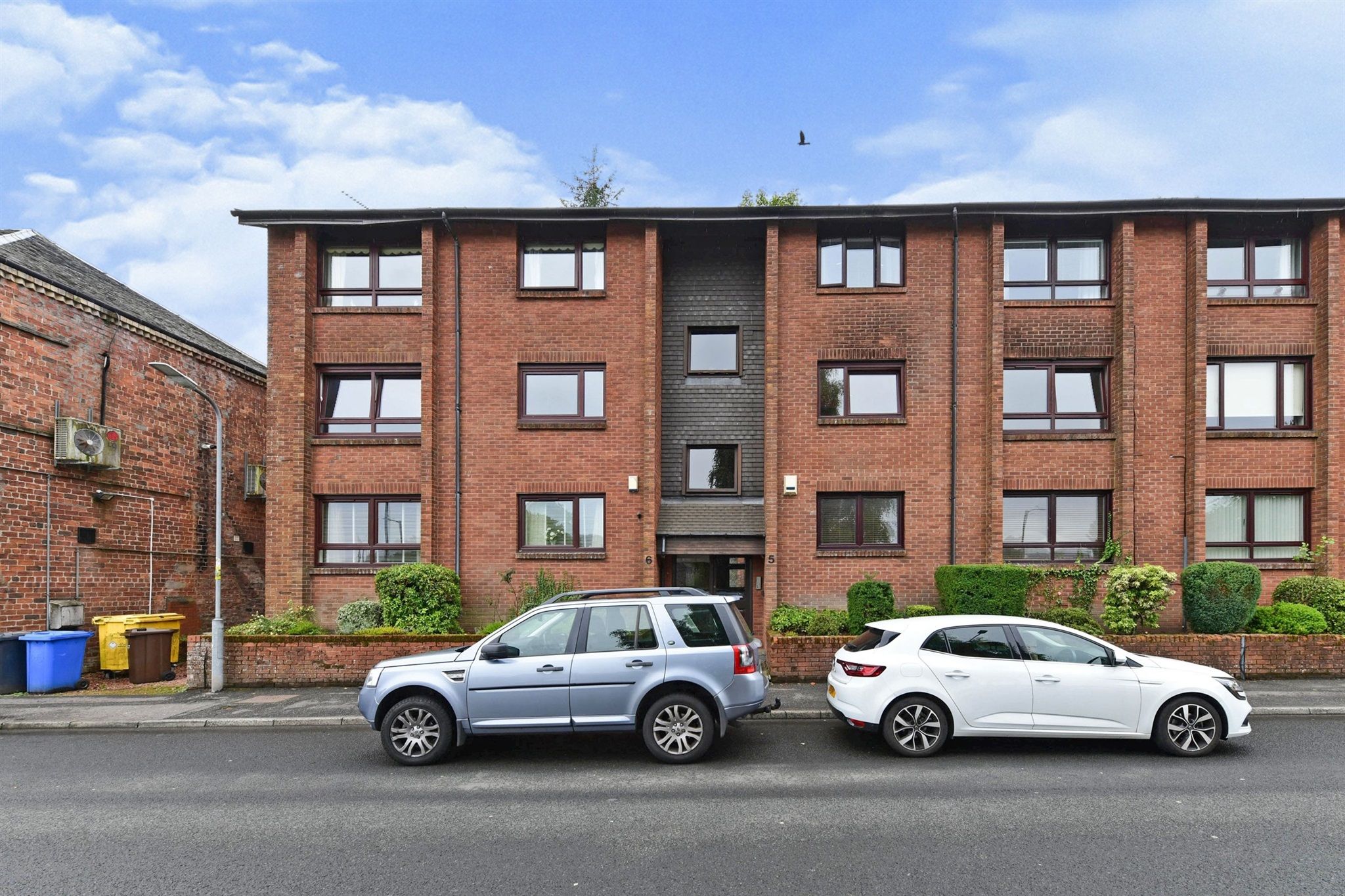 2 bed flat for sale in Levengrove Court, Woodyard Road, Dumbarton G82
