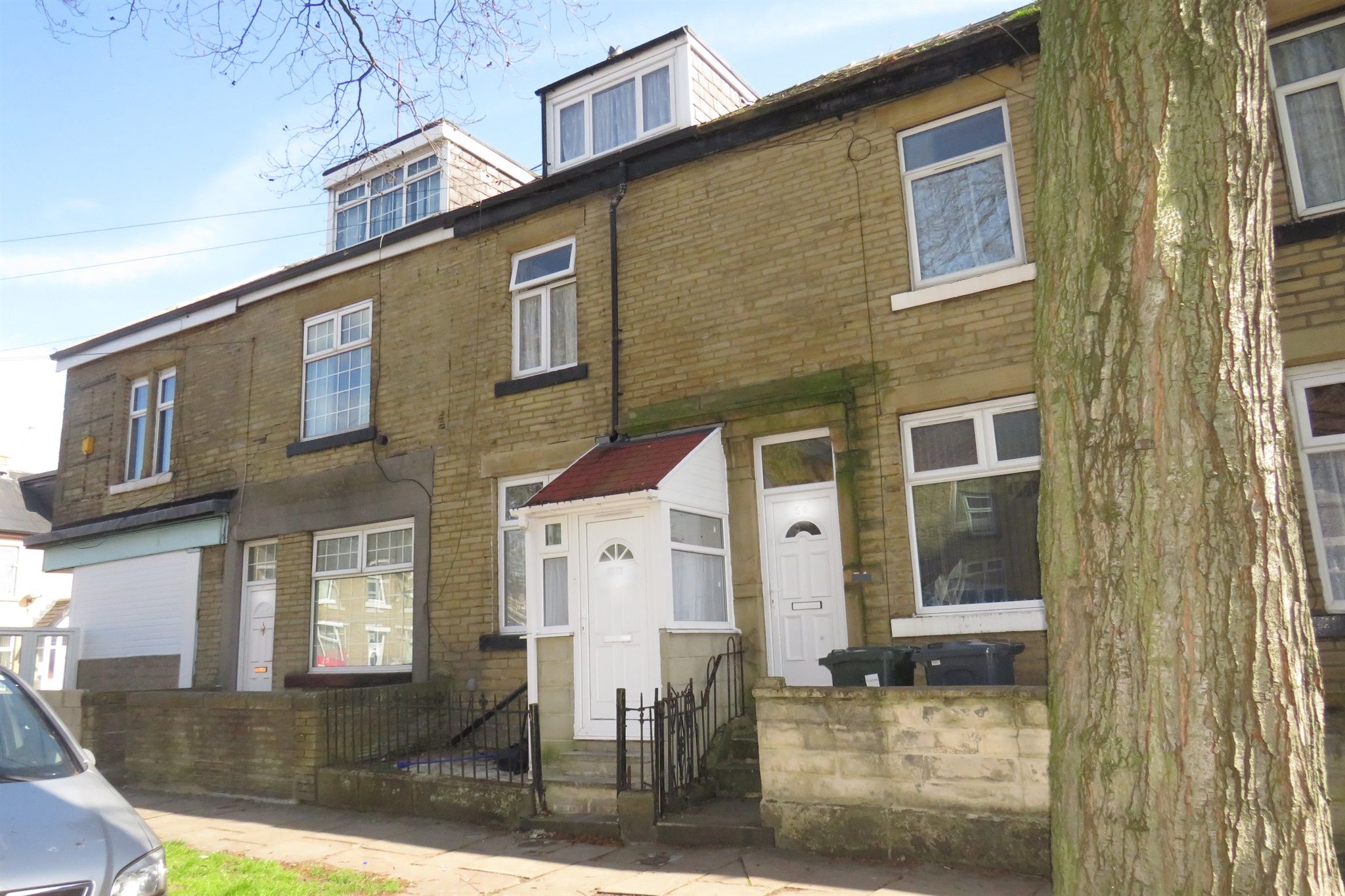 Lytton Road, Bradford BD8  