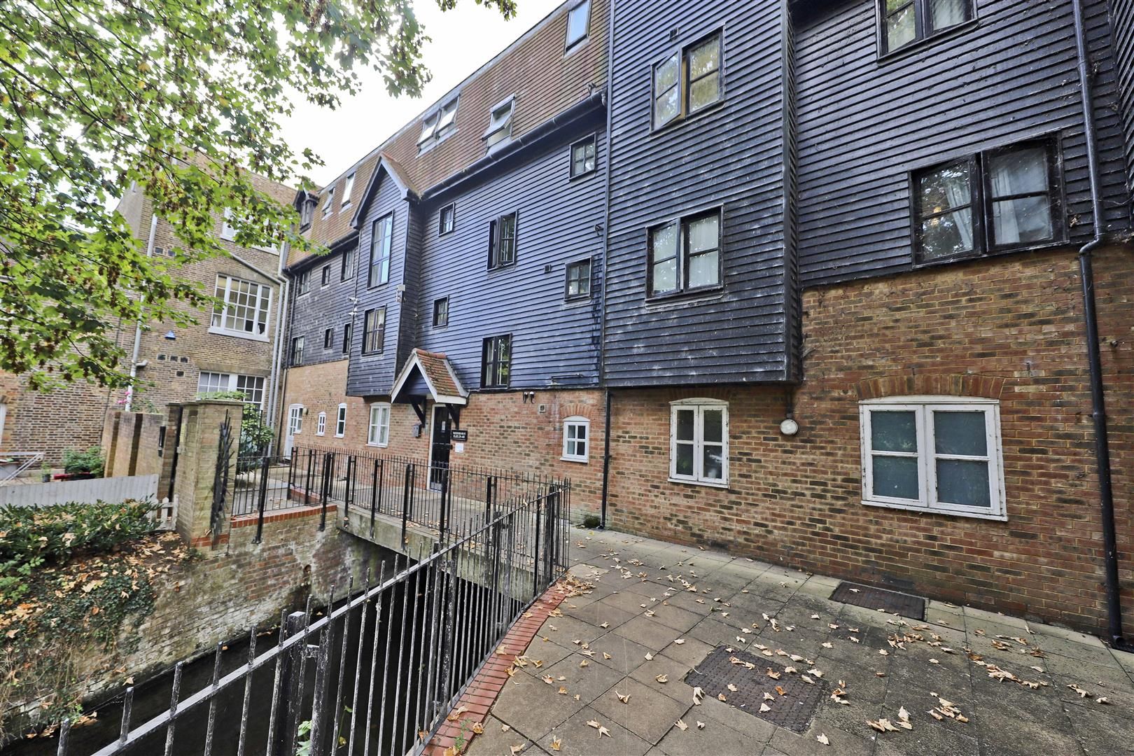 1 bed flat for sale in Thorney Mill Road, West Drayton UB7 Zoopla