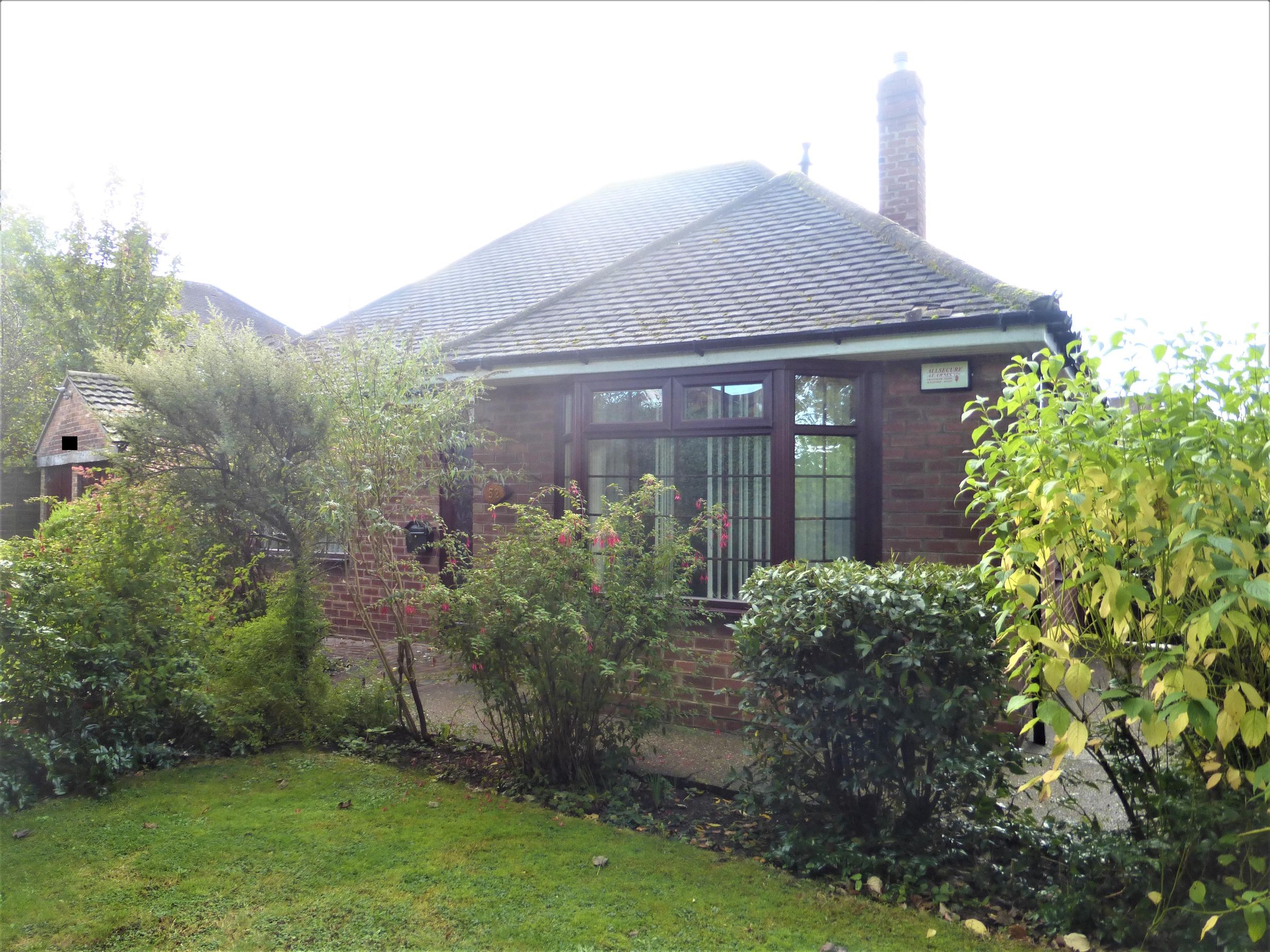 2 bed bungalow to rent in Hill Avenue, Grantham NG31 Zoopla