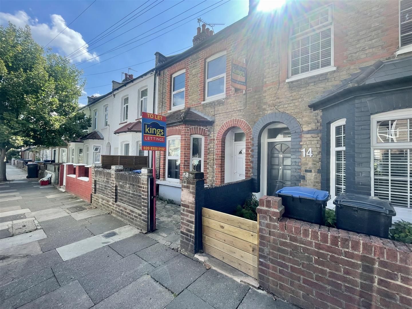 2 bed terraced house to rent in Bath Road, London N9 Zoopla