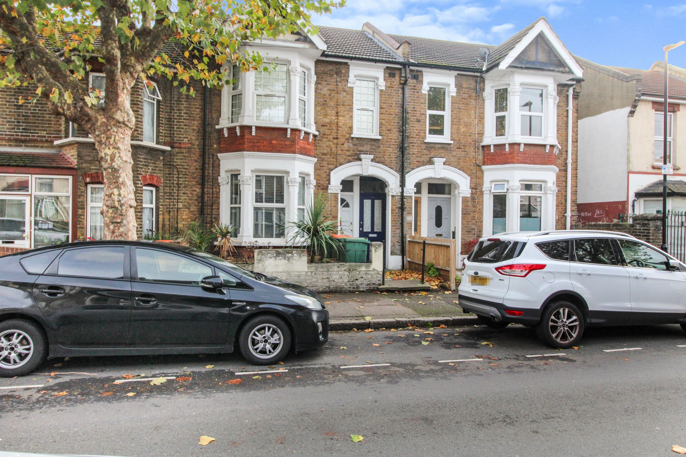 3 bed flat for sale in Neville Road, London E7 Zoopla