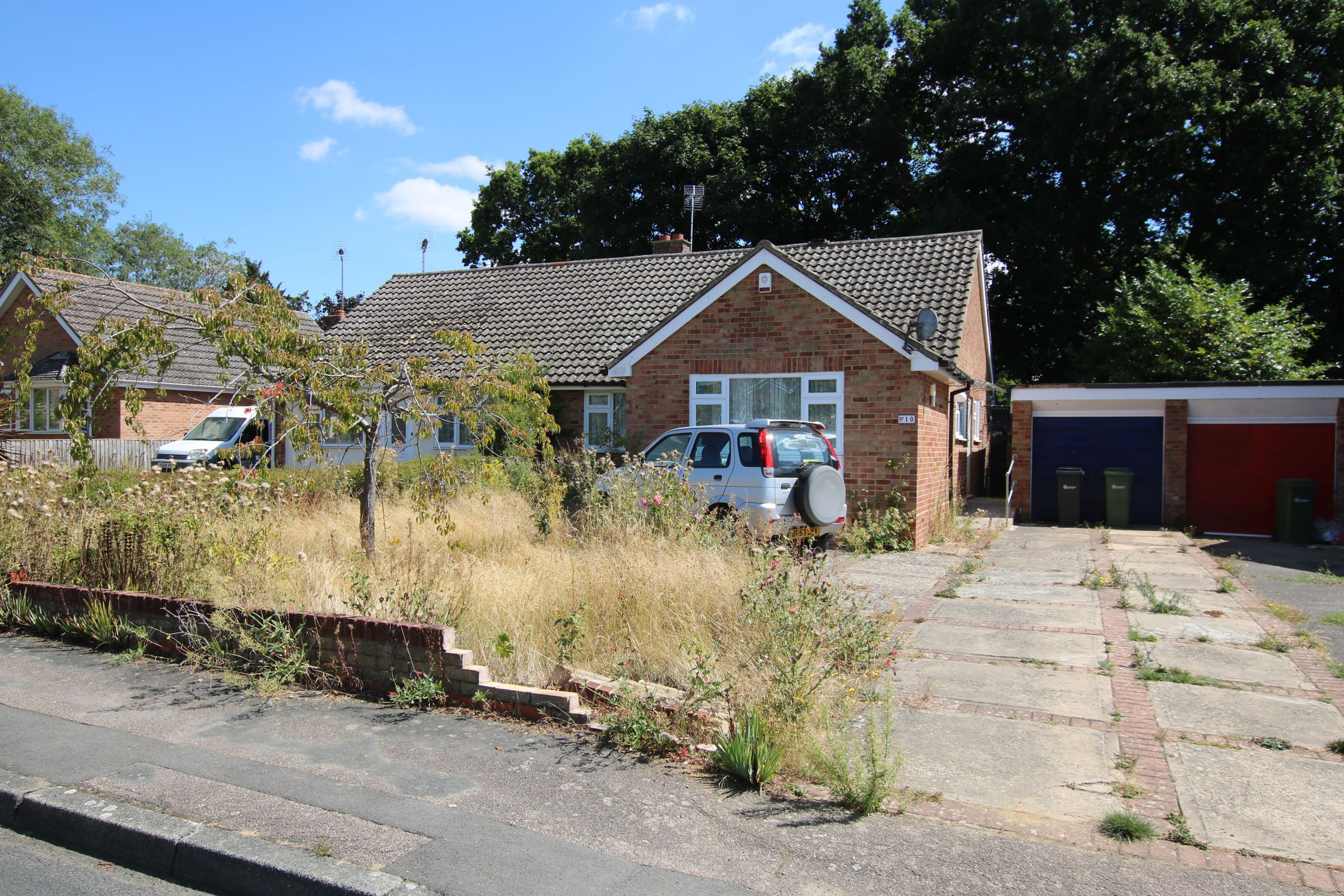 2 bed semidetached bungalow for sale in Chestnut Avenue, Gosfield