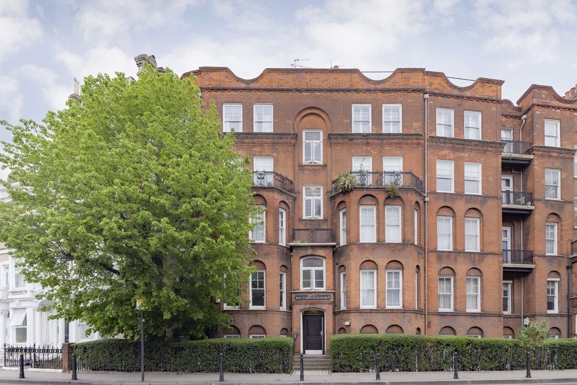 4 bed flat for sale in Beaumont Crescent, London W14 Zoopla