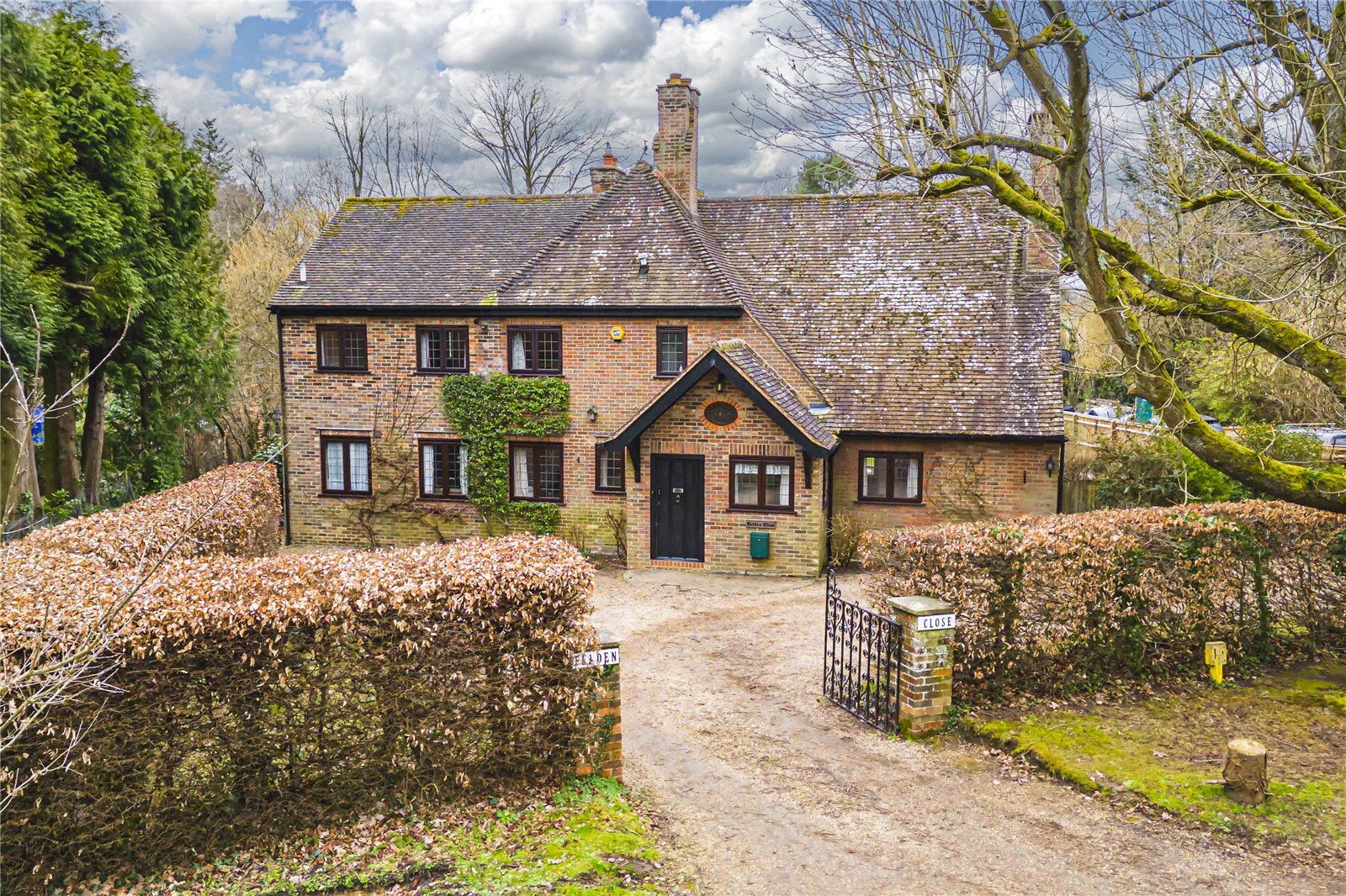 5 bed detached house for sale in Sheethanger Lane, Felden, Hemel