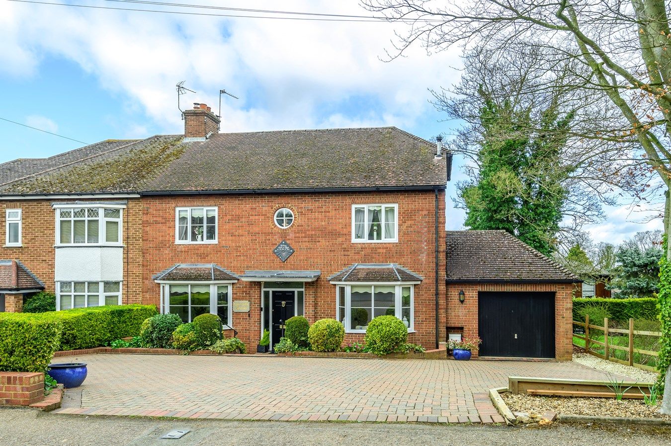 6 bed semidetached house for sale in Park Road, Toddington LU5 Zoopla