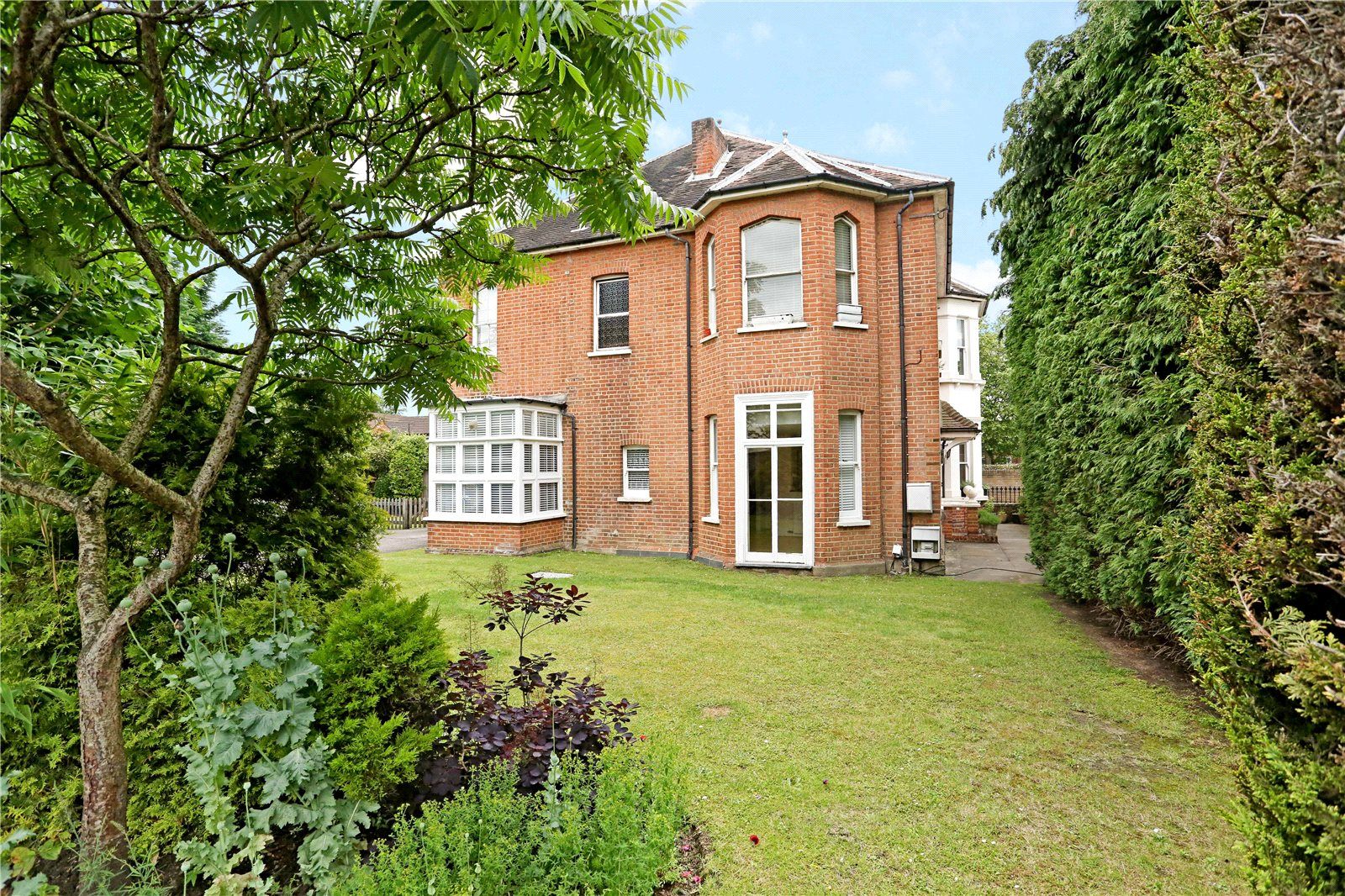 Pyrcroft House, 39 Pyrcroft Lane, Weybridge, Surrey KT13  