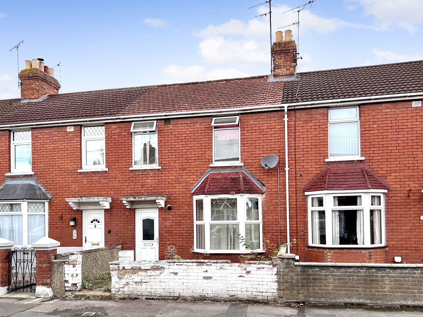 3 bed terraced house for sale in Bruce Street, Swindon SN2 Zoopla