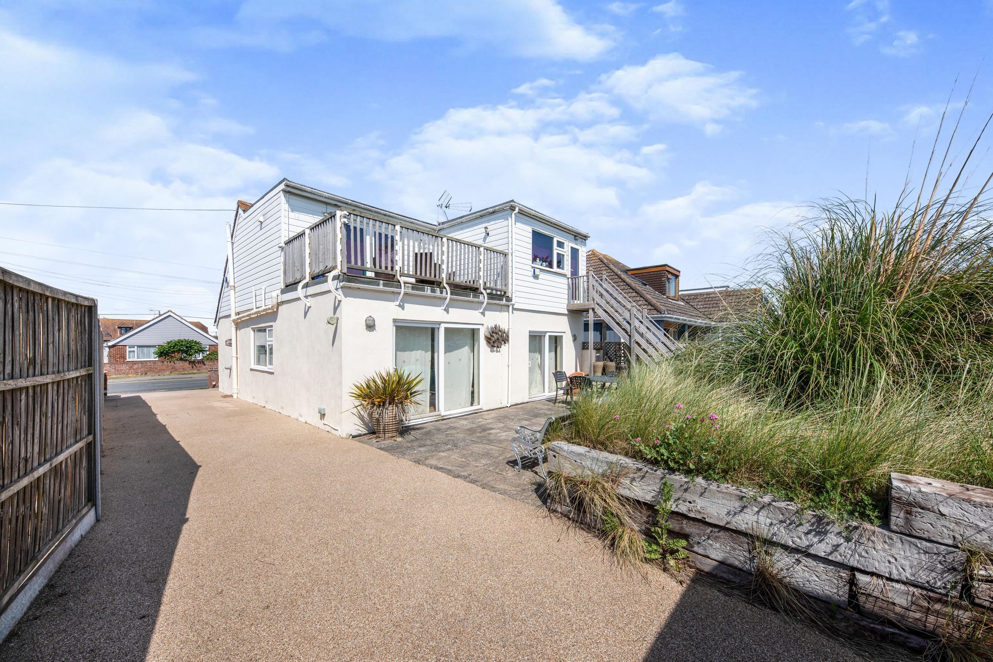 4 bed detached house for sale in The Parade, Greatstone TN28 Zoopla