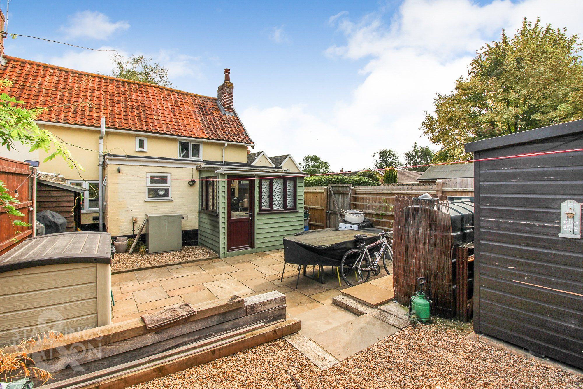 3 bed semidetached house for sale in The Street, North Lopham, Diss