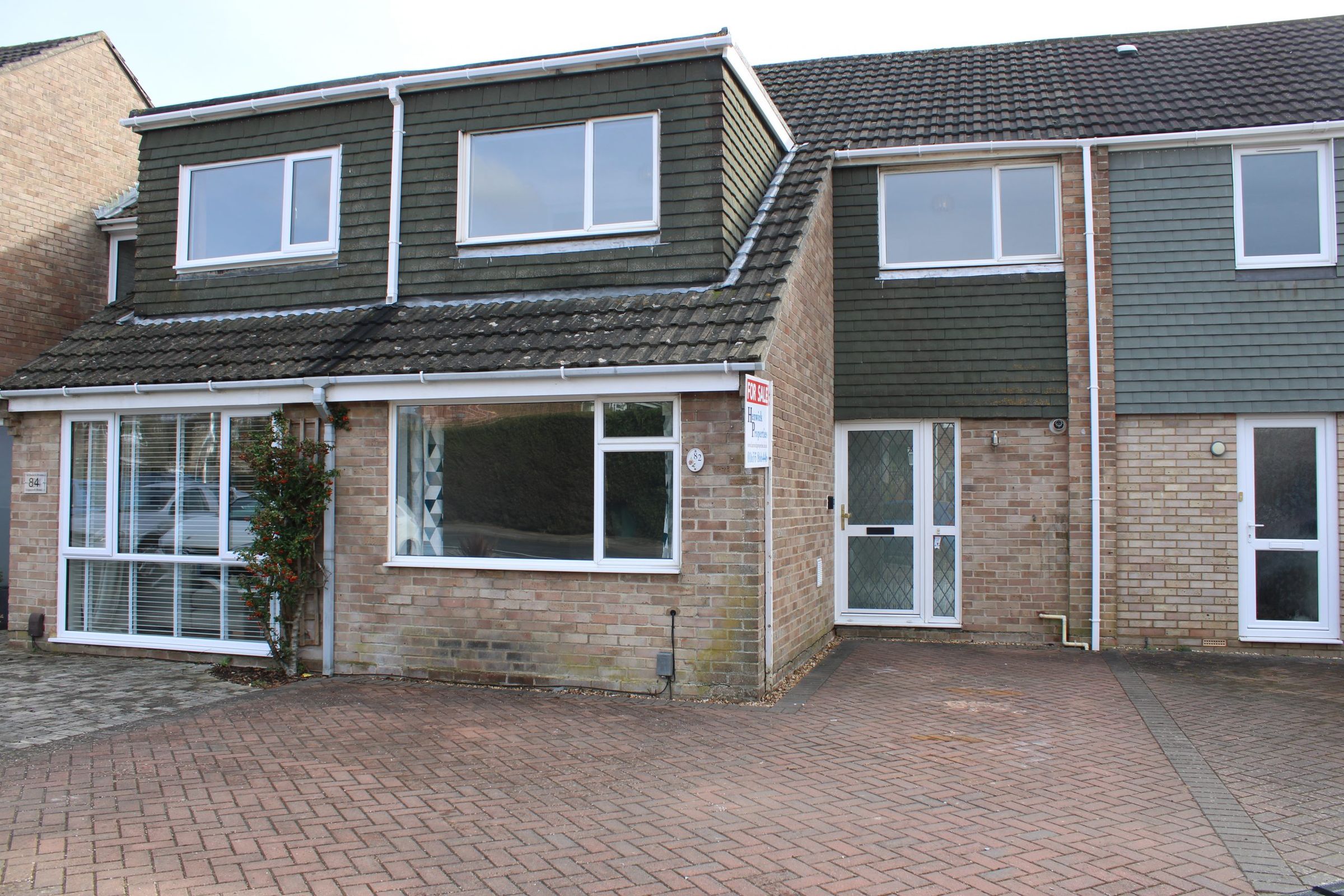 3 bed terraced house for sale in Sagecroft Road, Thatcham RG18 Zoopla