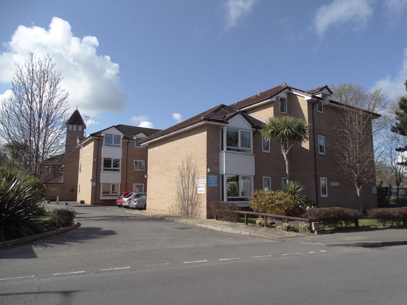 1 bed property for sale in Penrhyn Avenue, Rhos On Sea, Colwyn Bay LL28