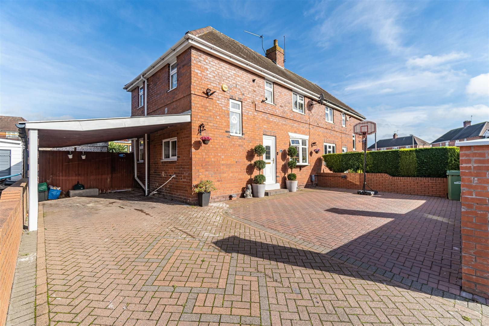 3 bed semidetached house for sale in Tiled House Lane, Brierley Hill
