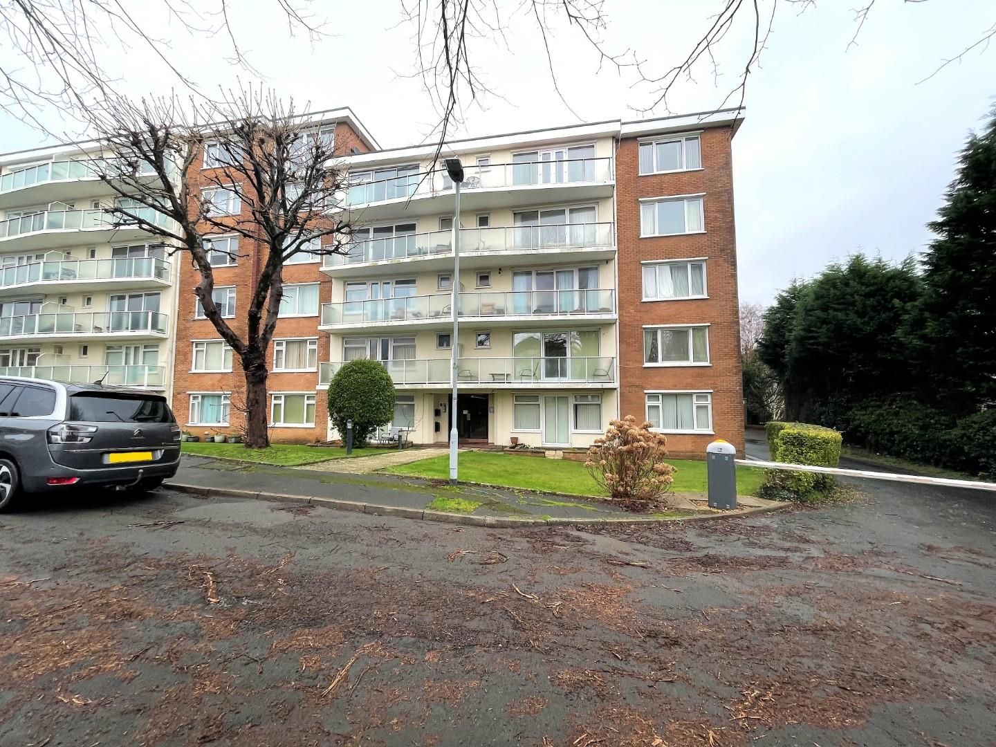 2 bed flat for sale in Brynfield Road, Langland, Swansea SA3 Zoopla