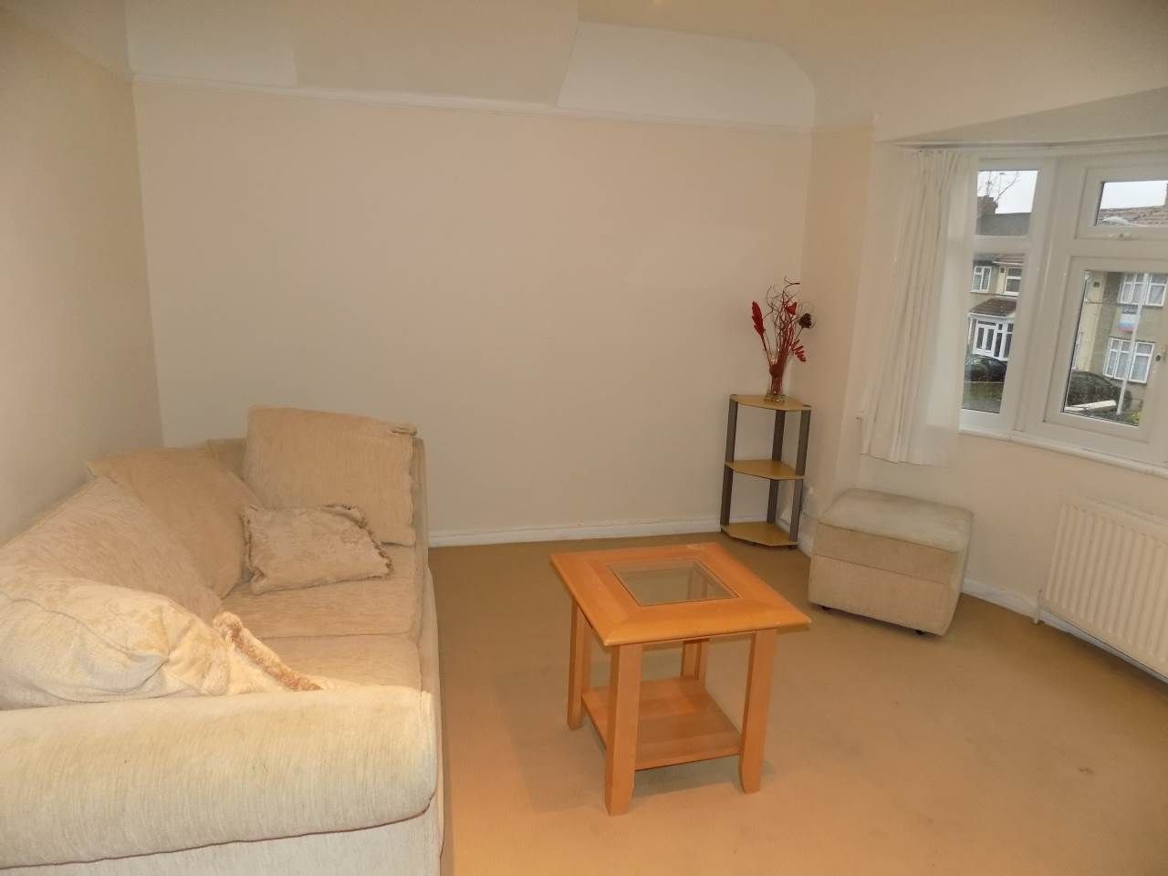 1 bed flat to rent in Bourne Avenue, Hayes, Middlesex UB3 Zoopla