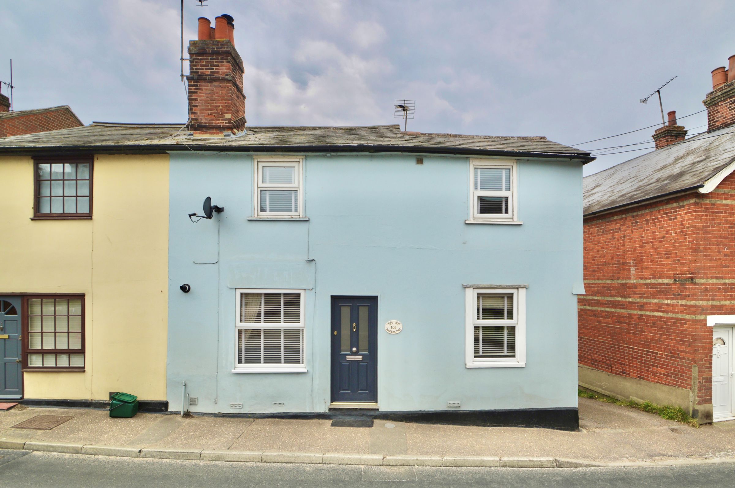 4 bed semidetached house for sale in Hedingham Road, Halstead CO9 Zoopla