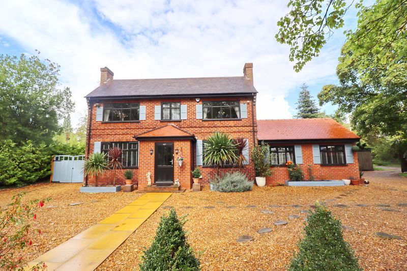 3 bed detached house for sale in Manchester Road, Leigh, Manchester WN7