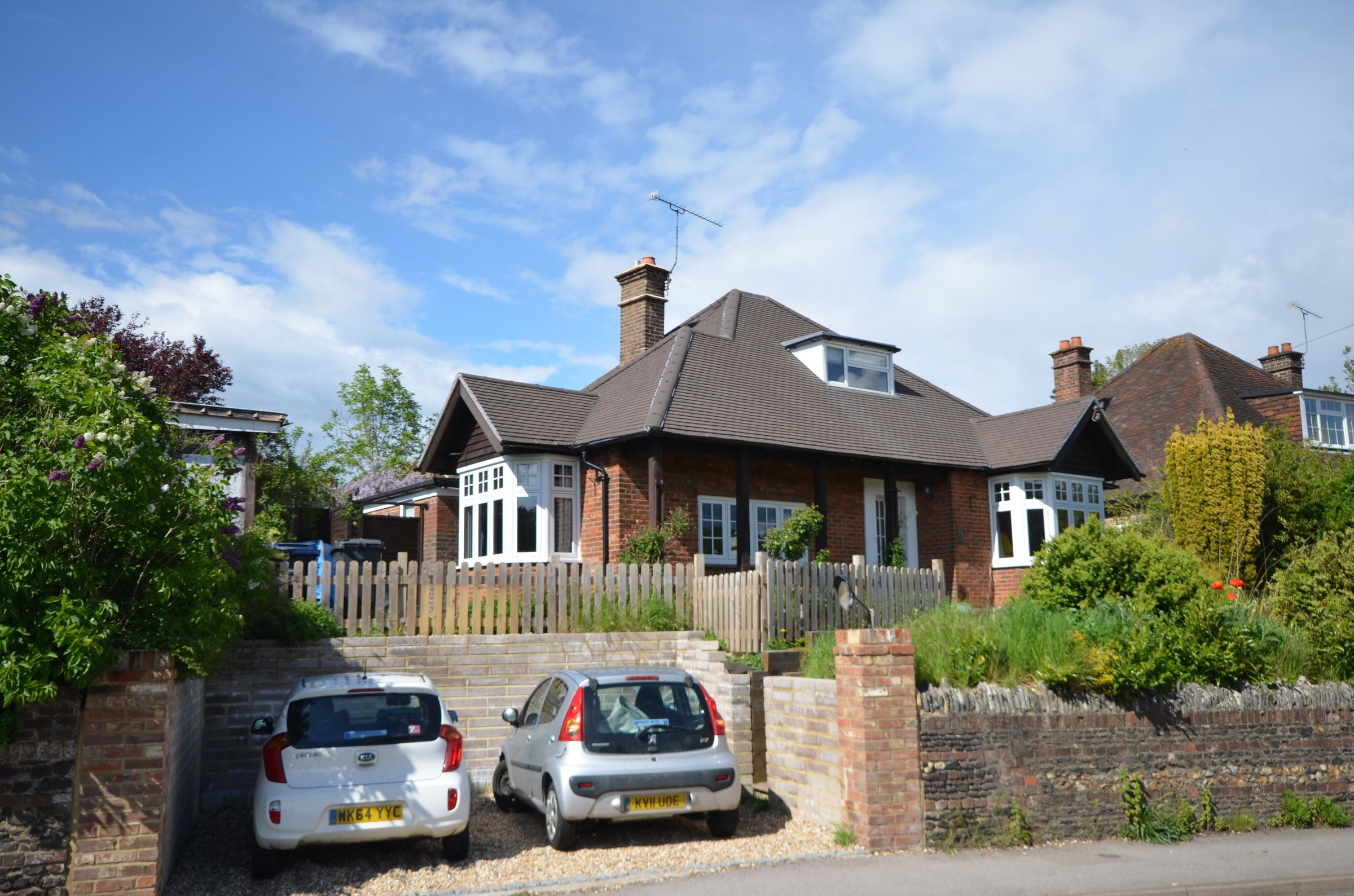 Guildford Road, Farnham, Surrey GU9  