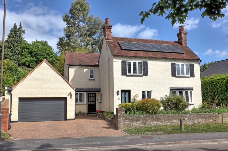 4 bed detached house for sale in Deanway, Chalfont St. Giles HP8 Zoopla