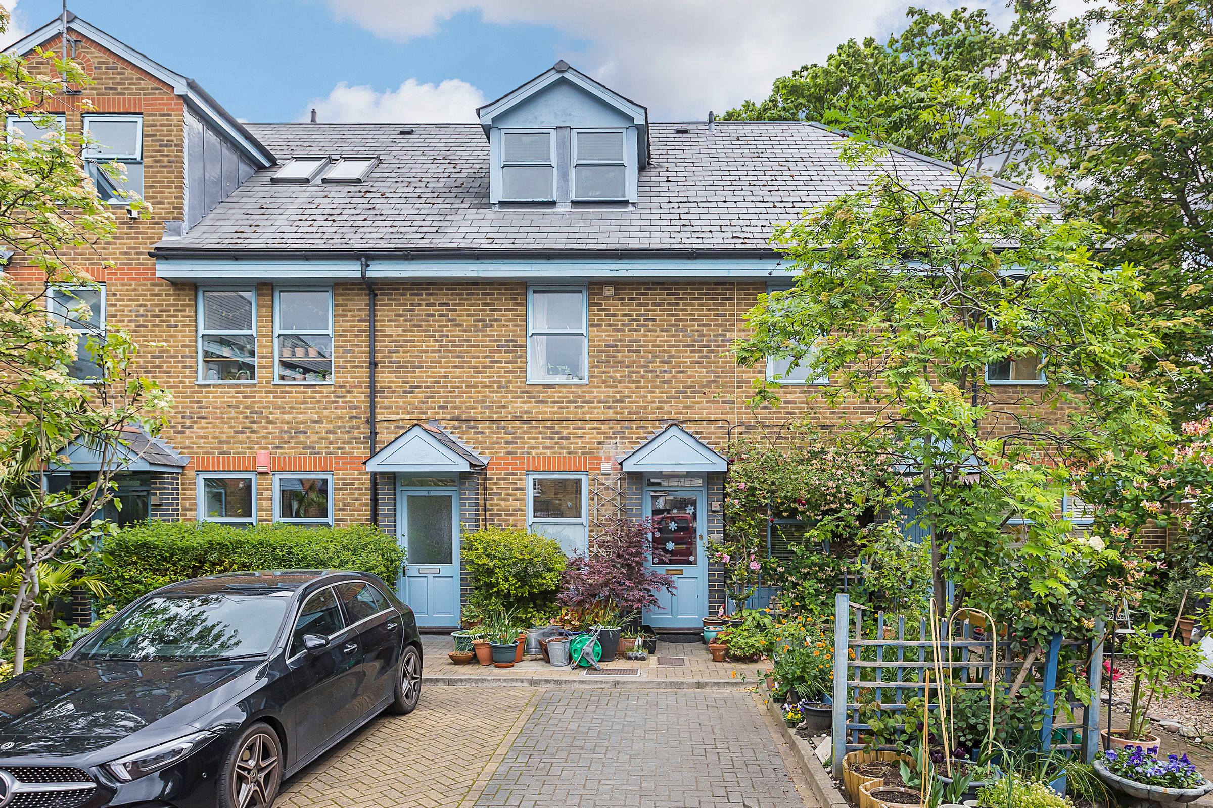 Stannard Mews, Hackney E8  