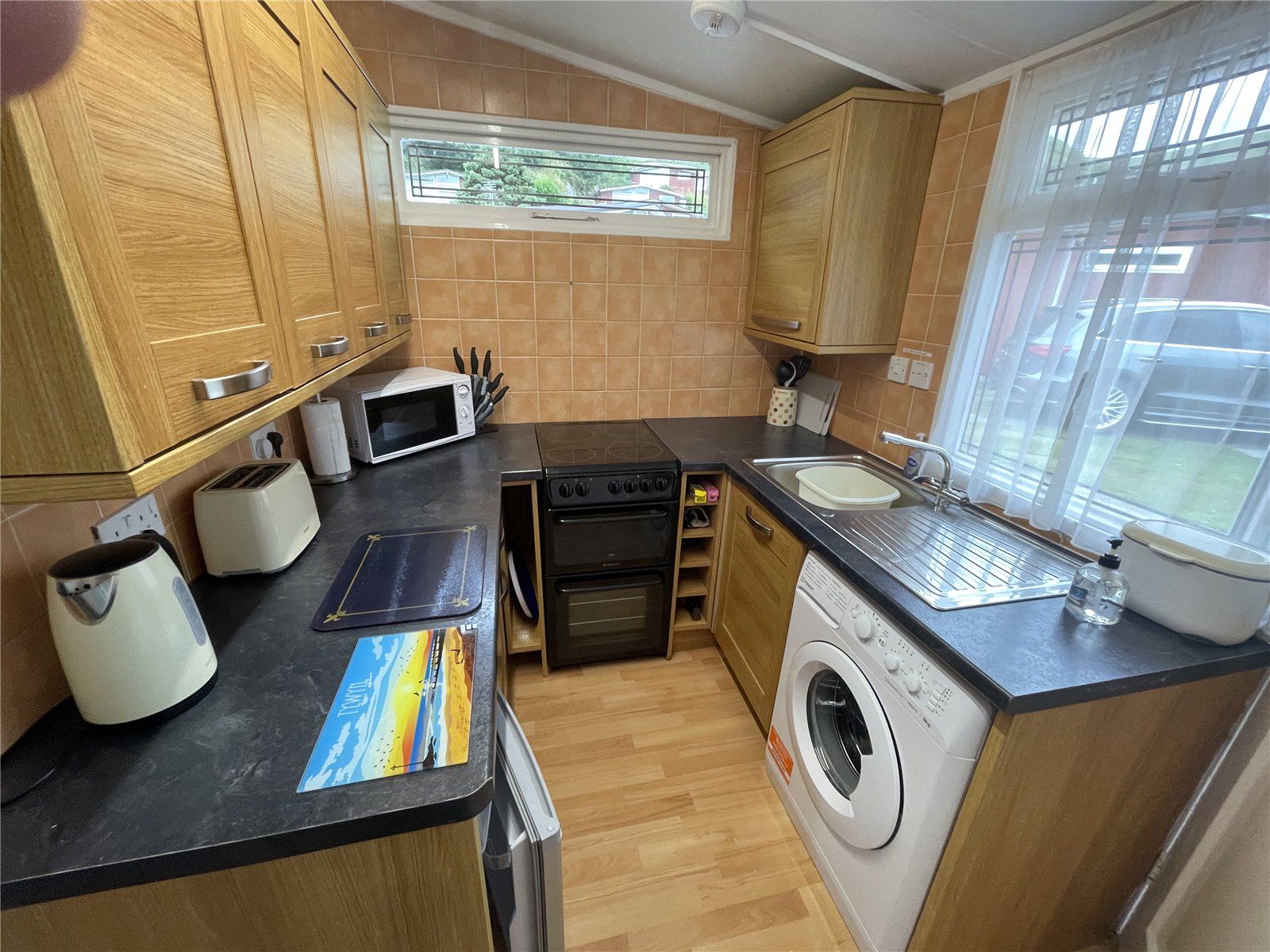 2 bed mobile/park home for sale in Erw Porthor, Tywyn, Gwynedd LL36