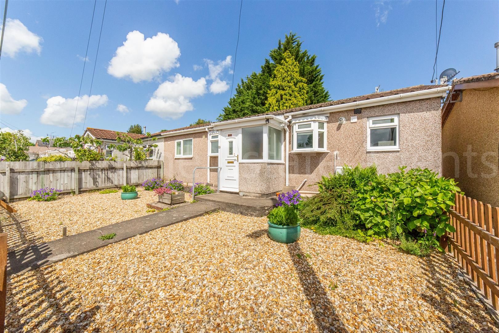 2 bed semidetached bungalow for sale in The Walk, New Inn, Pontypool