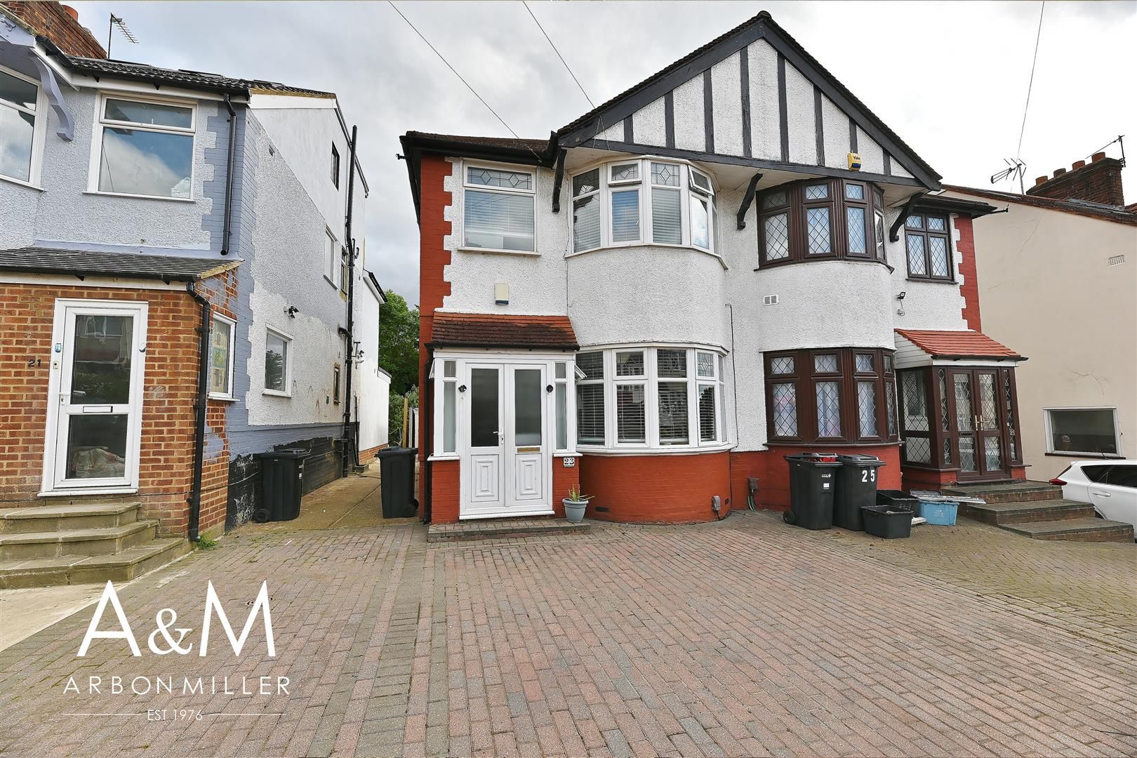 3 bed semidetached house for sale in Cottesmore Avenue, Clayhall, Ilford IG5 Zoopla